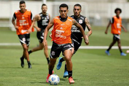 Bragantino recebe o Corinthians neste sábado (2)