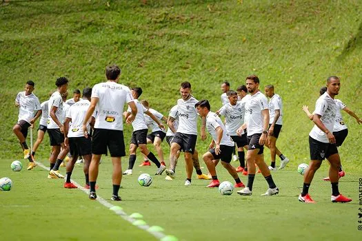 Atlético-MG recebe o Internacional no Mineirão para tentar retomar a liderança