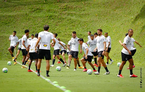 Atlético-MG recebe o Internacional no Mineirão para tentar retomar a liderança