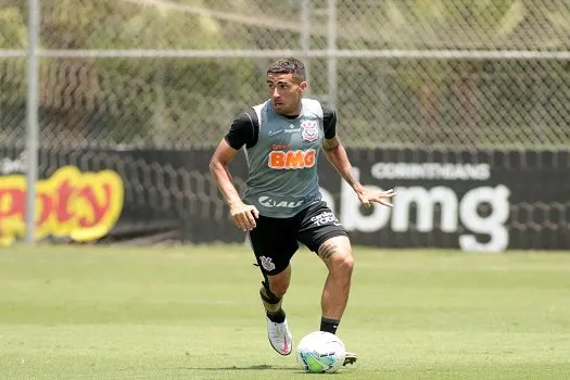 Corinthians recebe Goiás na Neo Química Arena para tentar subir na tabela