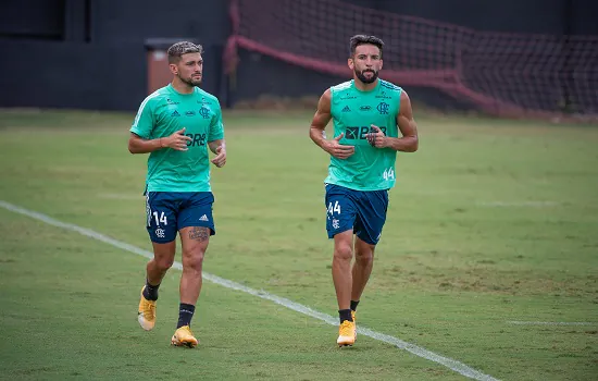 Botafogo e Flamengo fazem clássico carioca da rodada