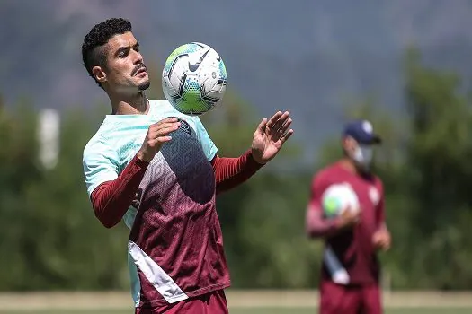 Fluminense e Athletico-PR se enfrentam no Maracanã pela 24ª rodada