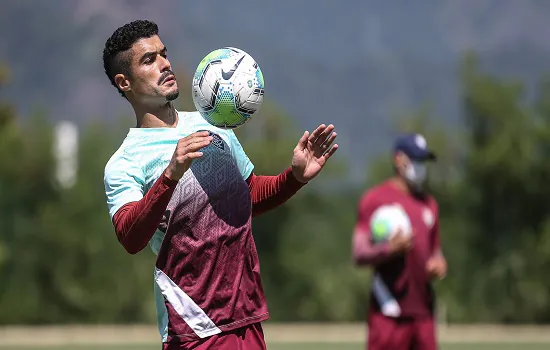 Fluminense e Athletico-PR se enfrentam no Maracanã pela 24ª rodada