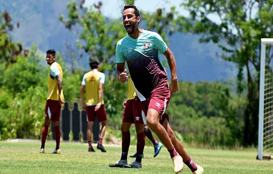 Fluminense e Bragantino se enfrentam no Maracanã