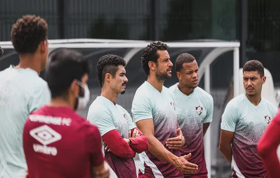 Vasco e Fluminense se enfrentam em São Januário