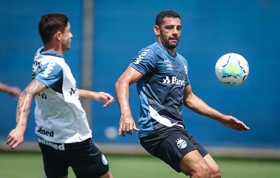 Grêmio e Goiás se enfrentam em jogo atrasado da 6ª rodada