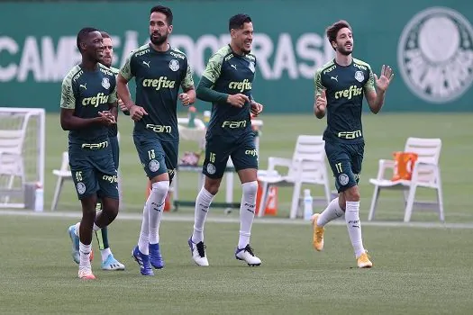 Palmeiras recebe Delfín para garantir vaga nas quartas de final