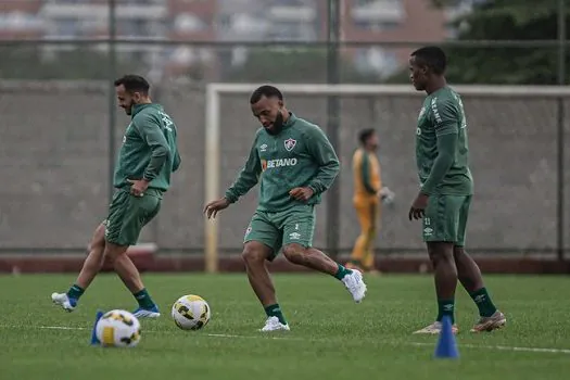 Corinthians e Fluminense lutam por vaga para a final da Copa do Brasil