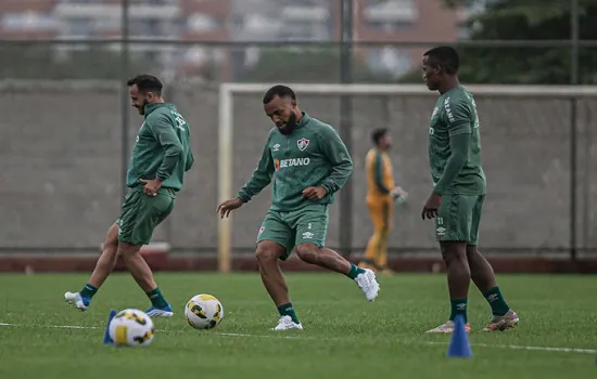 Corinthians e Fluminense lutam por vaga para a final da Copa do Brasil