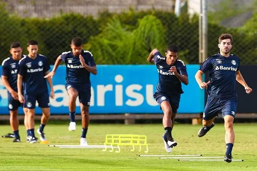 Grêmio recebe Sampaio Corrêa e tenta entrar na zona de acesso da Série B_x000D_