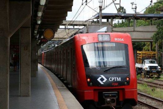 Estação Ferraz de Vasconcelos da CPTM recebe ação do Procon-SP