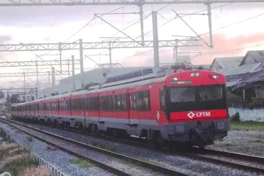 CPTM abre bilheterias expressas para atender passageiros com dinheiro trocado