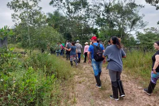 Semasa promove visitas ao Aterro Sanitário e trilha ambiental no Parque do Pedroso