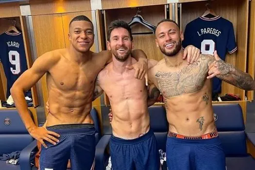 Em meio a polêmicas, Mbappé valoriza parceria com Messi e Neymar no PSG