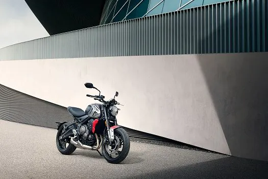 Triumph lança nova Trident 660 no Brasil para disputar o segmento das roadsters médias