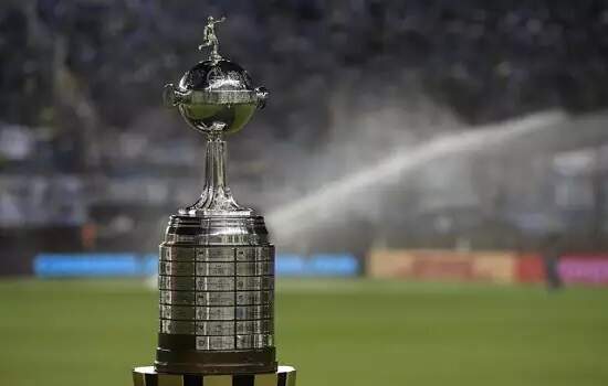 Conmebol negocia para ter 100% de público na final da Libertadores, no Uruguai