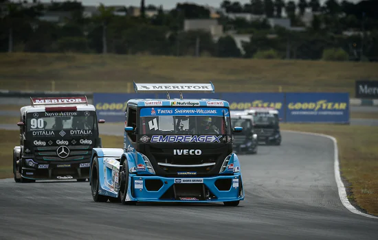 Band exibe jogo de ida da final do Brasileirão Feminino e rodada dupla da Copa Truck