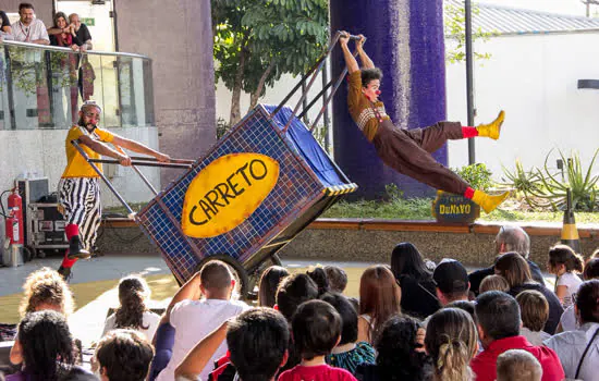 Trupe DuNavô apresenta novo espetáculo no Festival Internacional de Circo