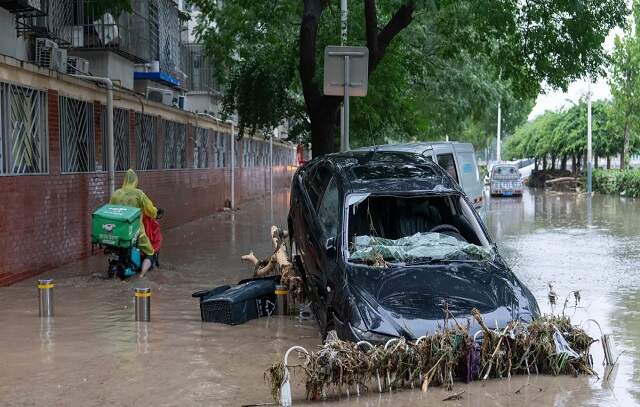 Mortes na China ligadas a tufão sobem para 78