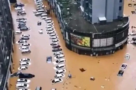 Ao menos 21 morrem em deslizamento de terra na China após onda de tufões