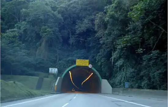 Ecovias revitaliza pavimento do túnel do Quilombo na rodovia Cônego Domênico Rangoni