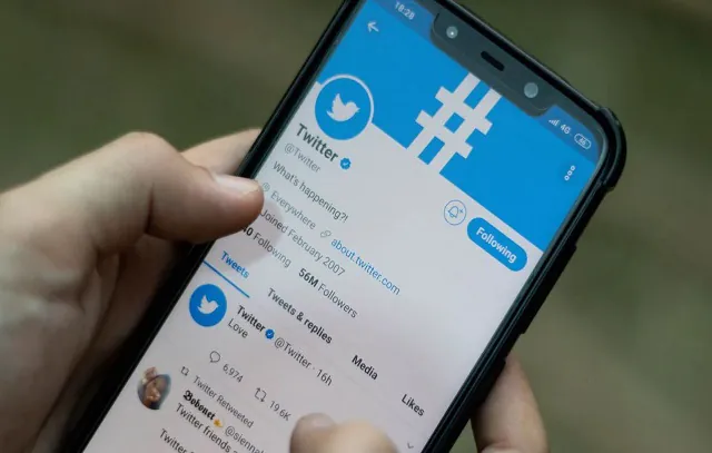 Twitter terá limite de leitura de 600 post por dia para usuários sem selo azul