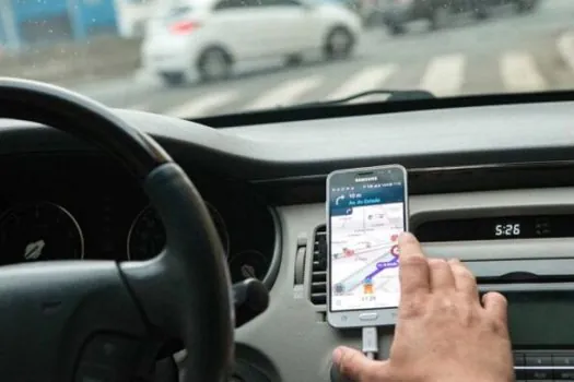 Prefeitura de SP cria novas regras para Uber e outros aplicativos de transporte