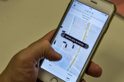 Mais de 5 milhões de usuários Uber receberam mensagens contra a LGBTfobia