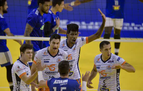 Superliga Banco do Brasil: Azulim/Gabarito/Uberlândia e Sesi-SP duelam nesta quarta-feira