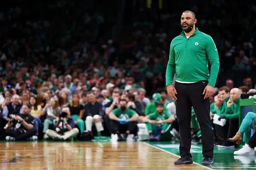 Celtics podem suspender técnico por relação sexual com mulher da comissão técnica