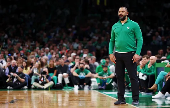 Celtics podem suspender técnico por relação sexual com mulher da comissão técnica