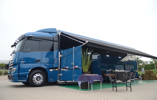 Motorhome desenvolvido pela Vegini Motorhomes sobre caminhão Mercedes-Benz Actros