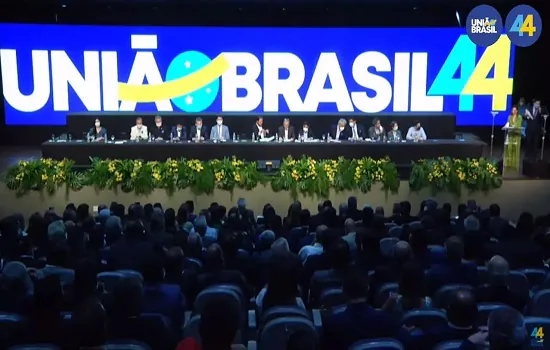 União Brasil será maior partido da Câmara após aprovação da fusão em DEM e PSL