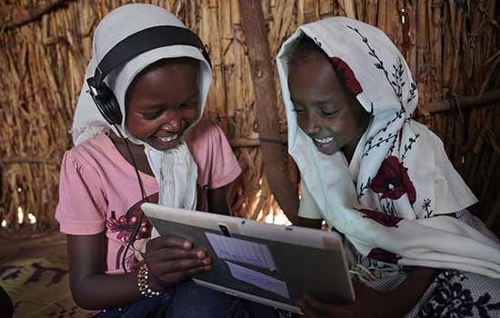 Ericsson e UNICEF lançam parceria global para mapear a conectividade escolar à internet