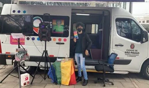 Estação Vila das Belezas recebe unidade móvel do Centro de Cidadania LGBTI