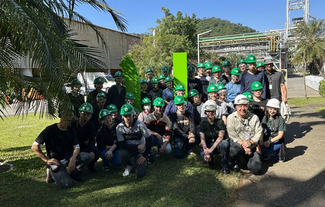 Abiclor e Unipar promovem visita de estudantes e professores à fábrica em Cubatão