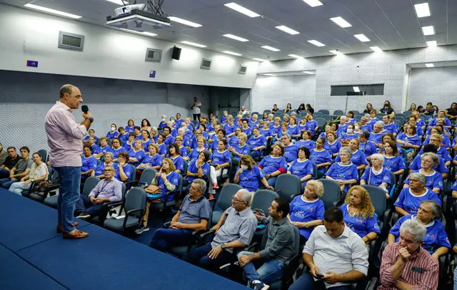 Auricchio participa do início das aulas da UniSênior