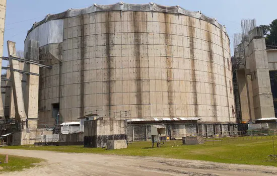 Contrato permite retomada de obras da usina nuclear Angra 3