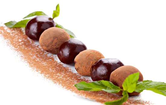 Uvas com Chocolate: aprenda receita prática e econômica para celebrar a Páscoa