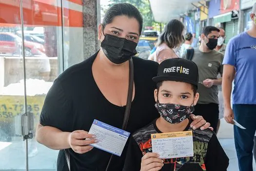 Feriado prolongado de Carnaval começa com vacinação contra a Covid em Mauá