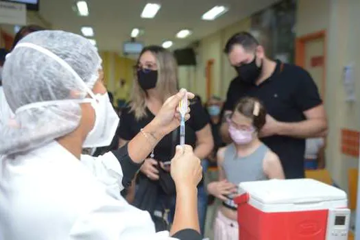 São Bernardo antecipa vacinação de crianças de 11 anos sem comorbidades para esta quinta