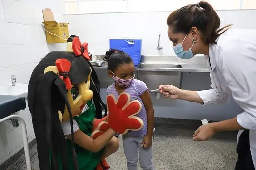 Diadema vai vacinar alunos de 5 a 11 anos nas escolas da cidade