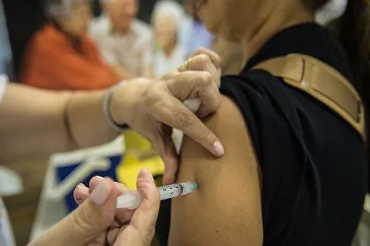 Rio convoca toda a população para se vacinar contra a gripe