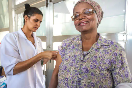 Campanha de vacinação contra gripe começa em Santo André