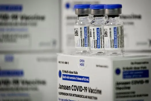 Covid-19: Brasil recebe mais 2,2 milhões de doses da vacina da Janssen