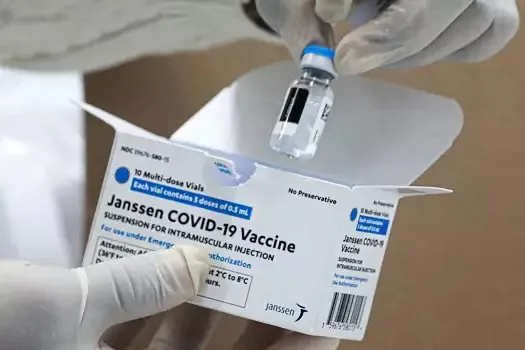 Anvisa informa que recebeu pedido da Janssen para avaliar dose de reforço