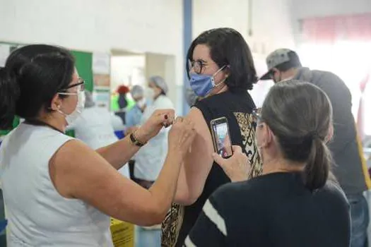 São Bernardo libera a 4ª dose contra a Covid-19 para pessoas com 30 anos ou mais