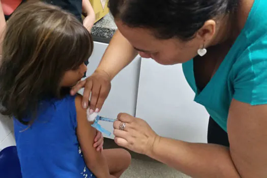 Covid-19: Oito de cada dez pais vão vacinar seus filhos em SP, aponta pesquisa