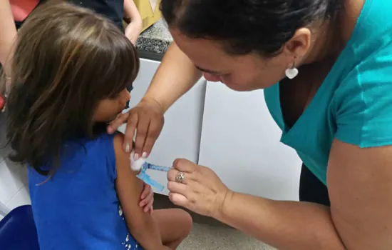 Covid-19: Oito de cada dez pais vão vacinar seus filhos em SP