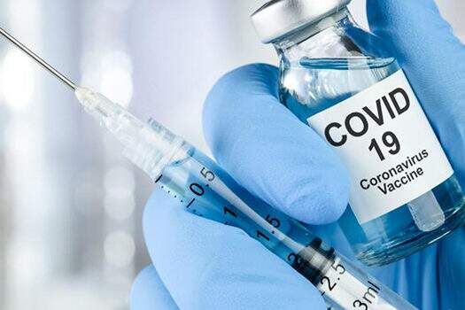 Vacinados contra a covid-19 no Brasil chegam a 22